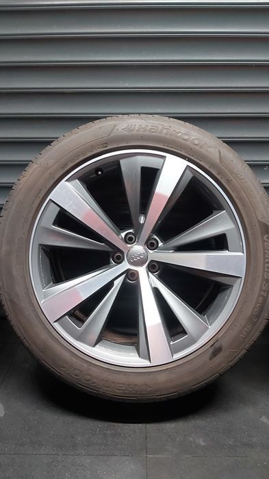 Koła Felgi  Audi OE Q8 SQ8 RSQ8  R21