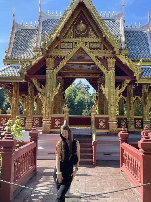 Репетитор з англійської мови для діток 1-4 класів