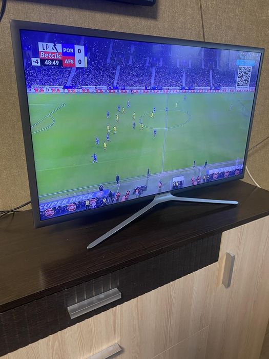 Продається плазмовий телевізор UE32K5500! Працює ! Ціна 3600грн