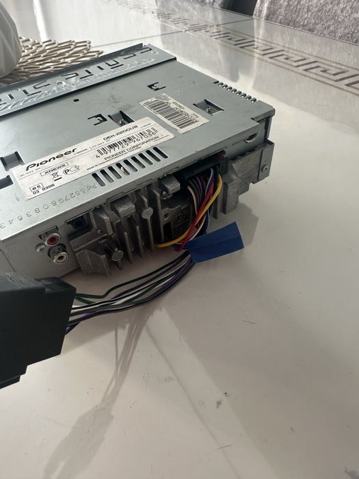 Продам магнітолу б/у