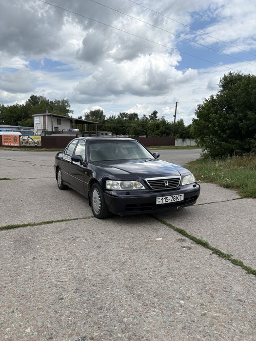 Honda Legend.
