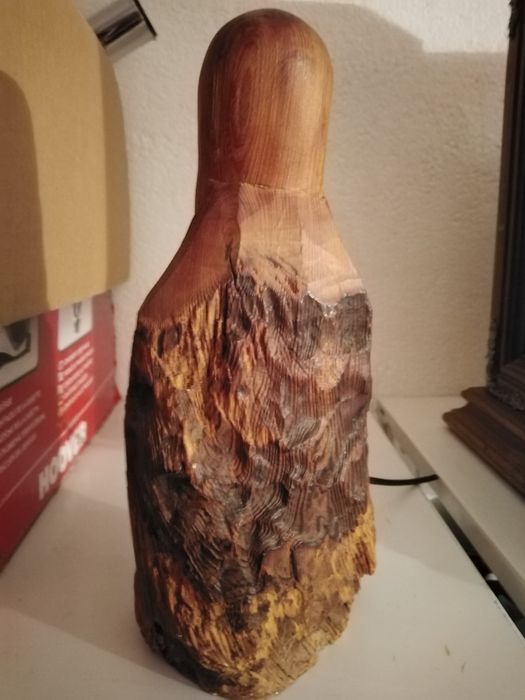 Escultura de madeira