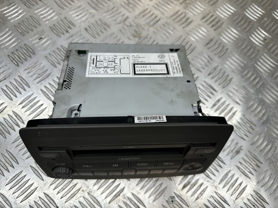 Radio CD Player Blaupunkt Fiat Panda II 735 434 952 0