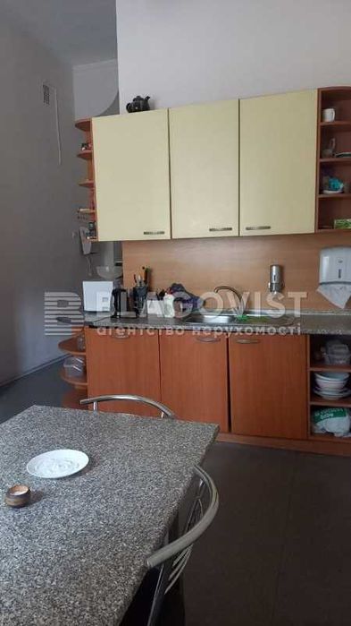 Продається нежитлове приміщення! 587 кв.м!Ушинського, 25А!