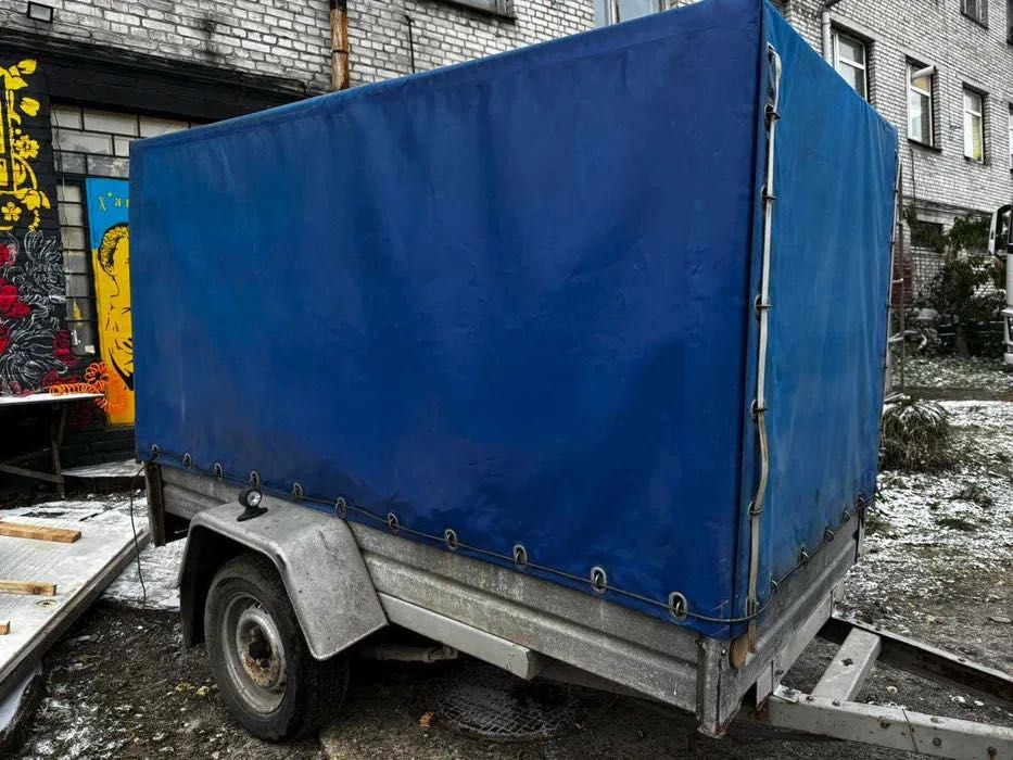 Продаж тентованого прицепа у Львові