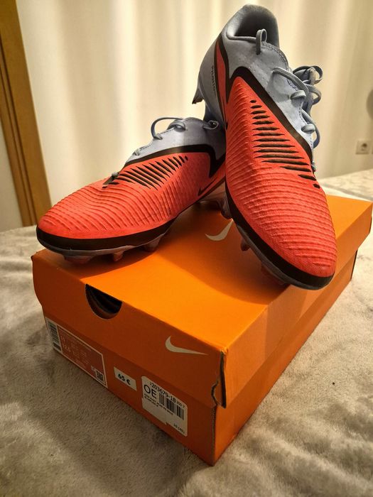 Chuteiras Nike Phantom - Tam. 45