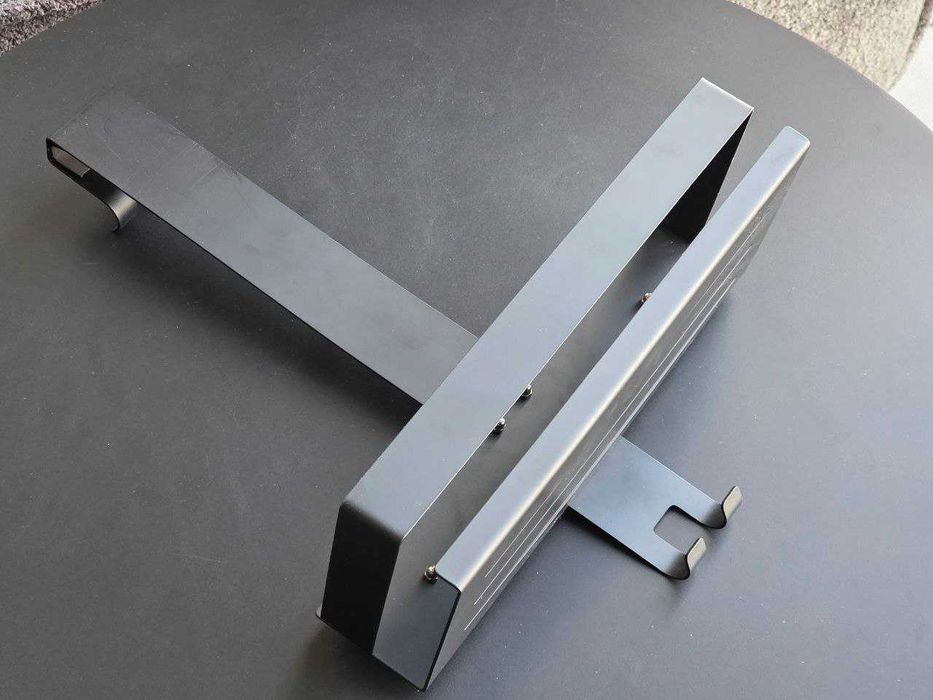 Elegancka półka wieszak na przybory łazienkowe wiesak na kabinę grafit