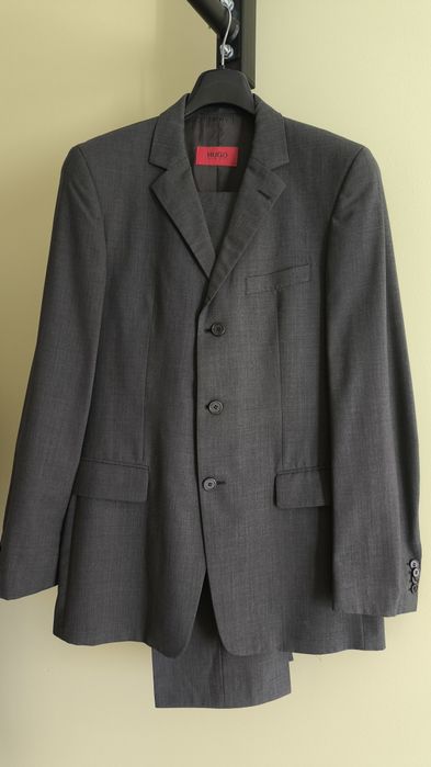 Garnitur wełniany Hugo Boss