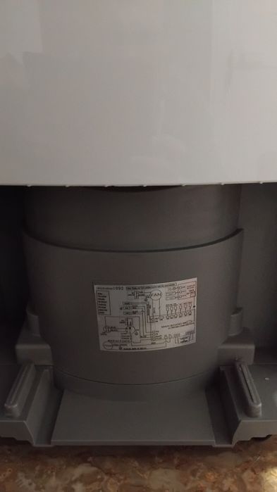 Vendo desumidificador com depósito de 4 litros .