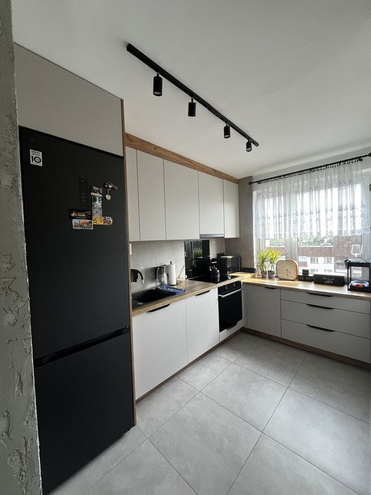 Gotowe do zamieszkania – 51 m² po remoncie, 2 pokoje, Sosnowiec Zagórze