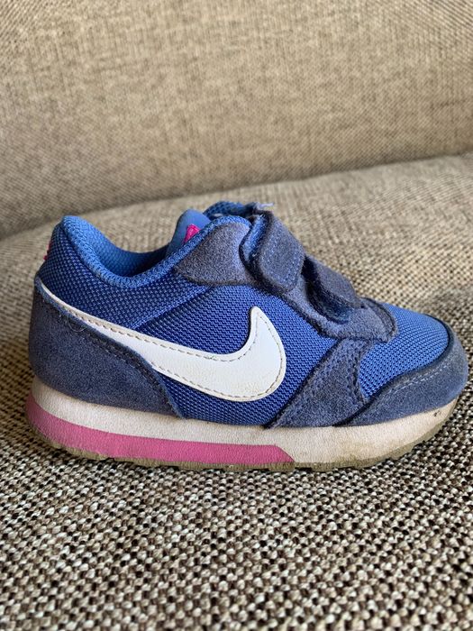 Продам кроссовки Nike