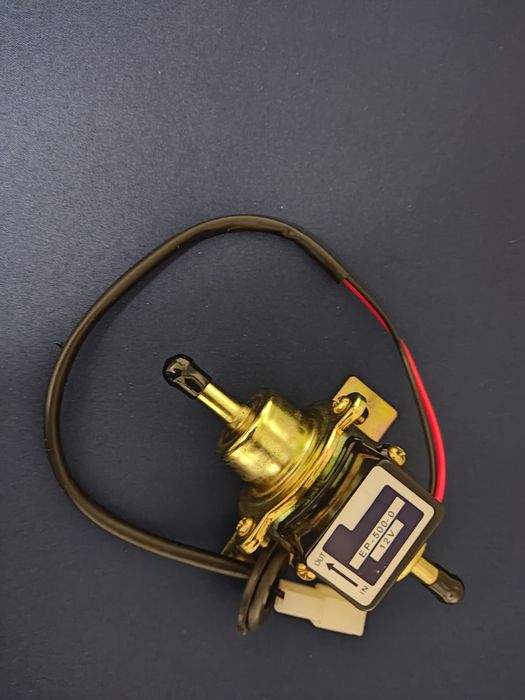 Bomba universal elétrica 12 volts