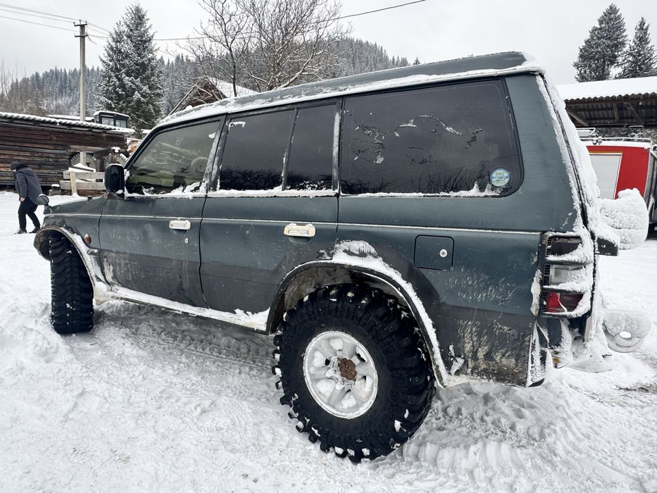 Mitsubishi pajero 2