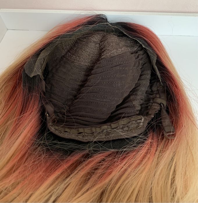 Peruka lace front miodowy blond prosta wig czarno różowy odrost