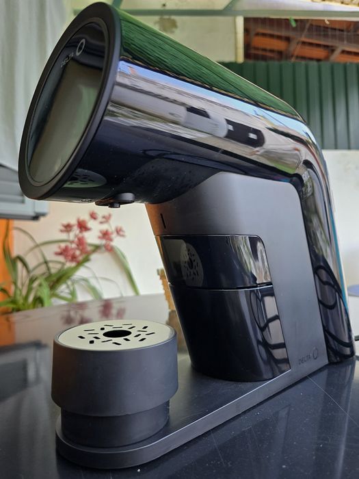Máquina de Café Delta Iconiq