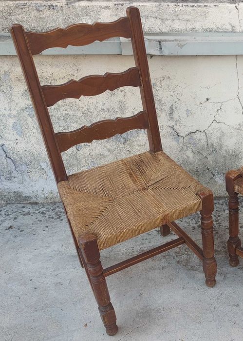 Mesa de refeições (oferta cadeiras)