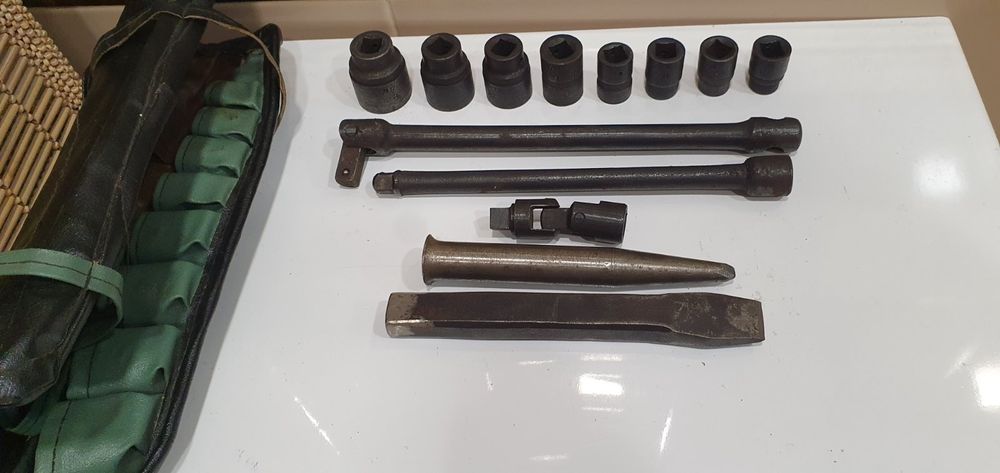 Набор накидных ключей времен СССР .