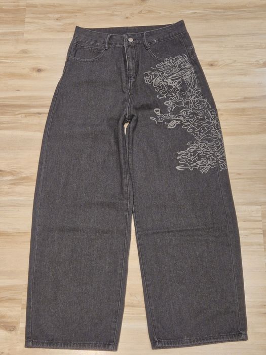 Dżinsy z szerokimi nogawkami i nadrukiem graffiti Urban Contrive