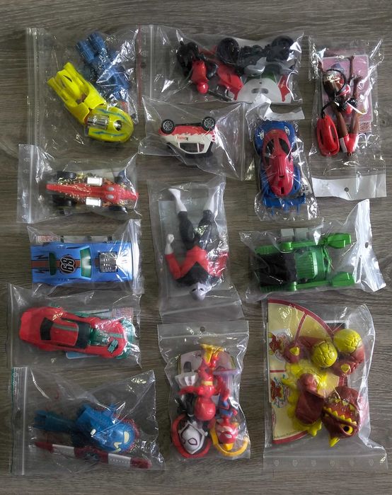 Lote Kinder Coleções