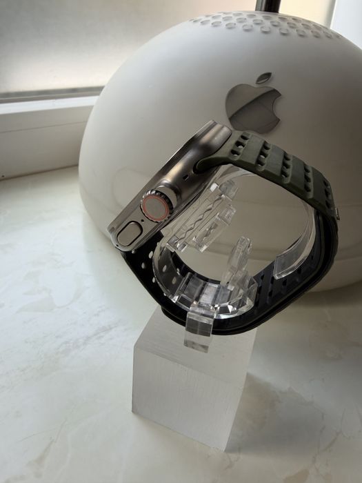 Apple Watch Ultra 2 49mm GPS+LTE Titanium Case