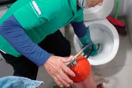 Canalizadores/ Fuga de água/ Desentupimentos