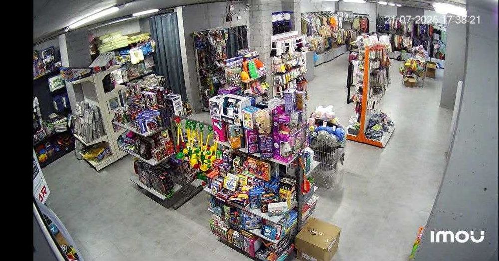Продам Бізнес Дитячі Крамниці одягу та іграшок в Запоріжжі