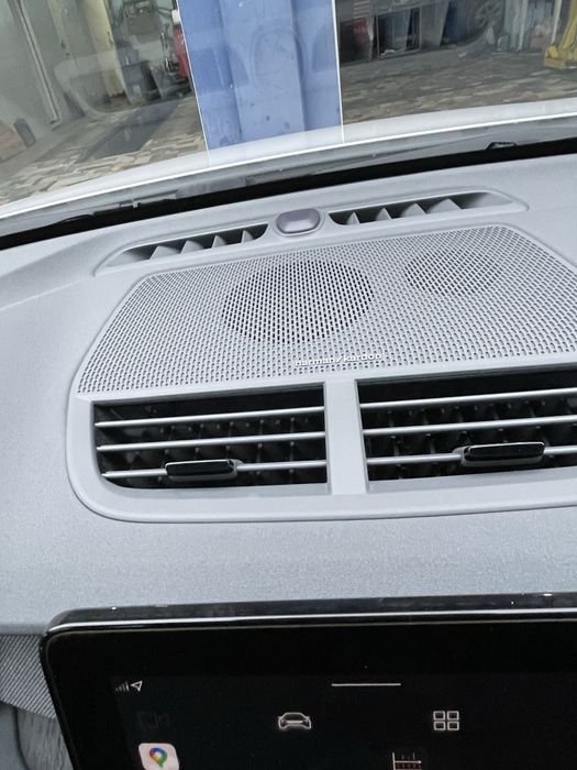 Polestar 2 Launch Edition