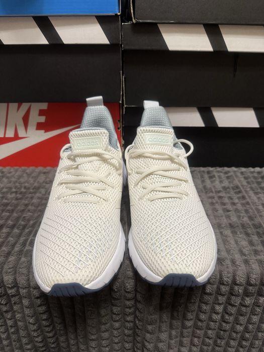 Жіночі кросівки Adidas Asweego 41(26см) оригінал