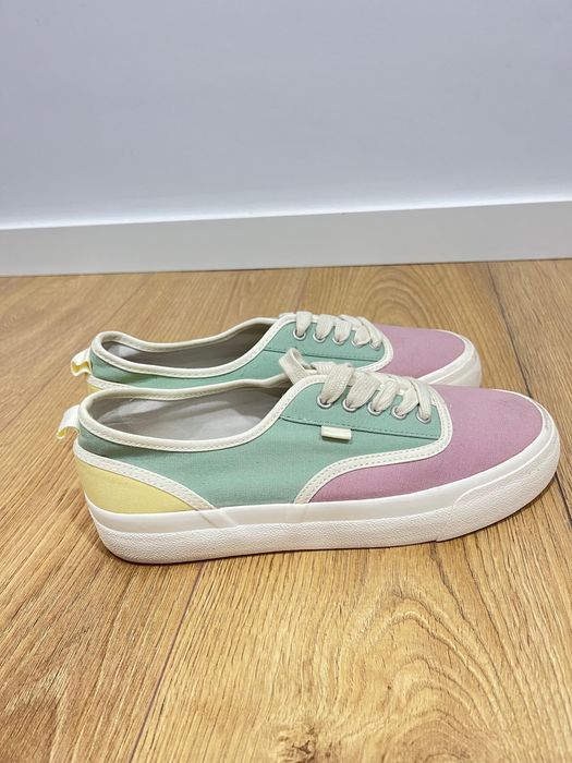 Lote de 3 ténis, tamanho 39 para Venda. New Balance Adidas e Zara