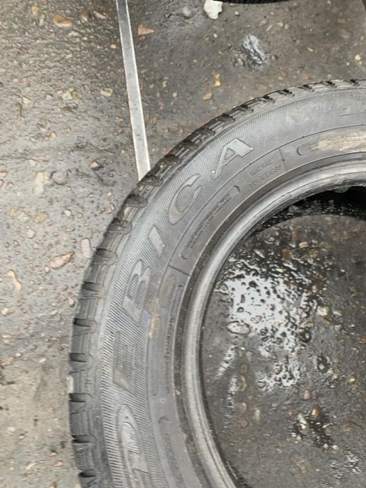 Шини одиночки 185/65 R14 Firestone7,3мм+ Debica 5,8мм