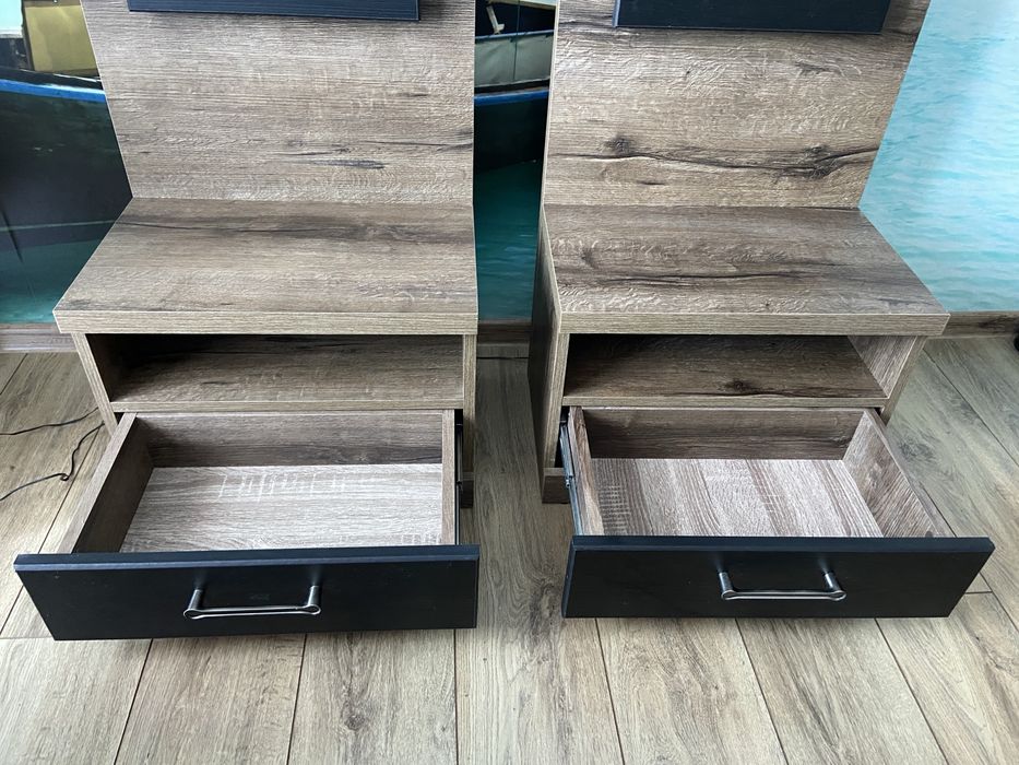 Szafki nocne z oswietleniem LED