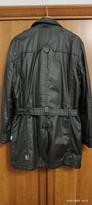 Стильная ,демисезонная мужская куртка