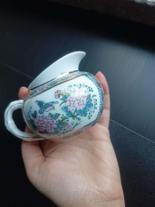 Chiński mlecznik porcelanowy/ porcelana chińska /stara porcelana