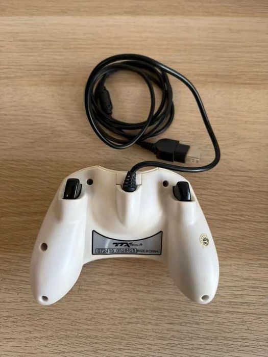 Comando Com Fio Branco Genérico Xbox Clássica