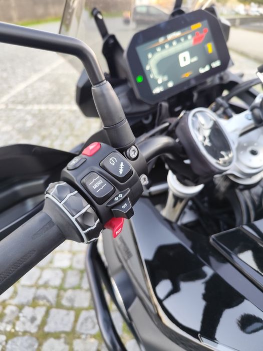 BMW F 750 GS triple black