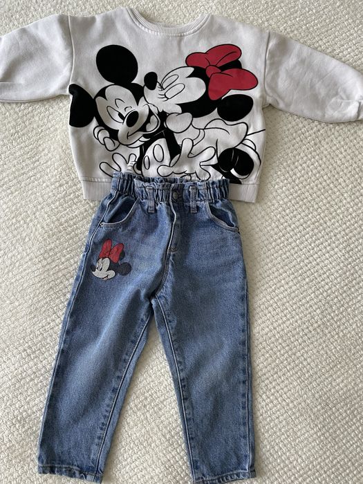 Джинсы, толстовка Zara