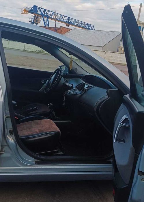 Терміново!!! Nissan Primera 1.8 газ/бензин 2005 року