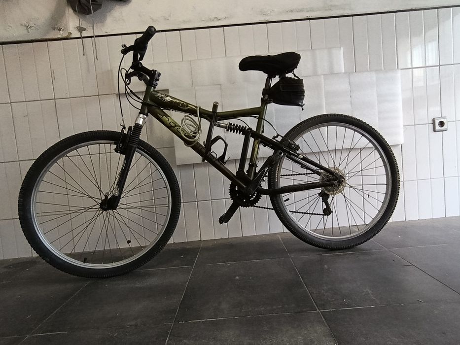 Bicicleta BTT Rockrider – Suspensão Total – Roda 26