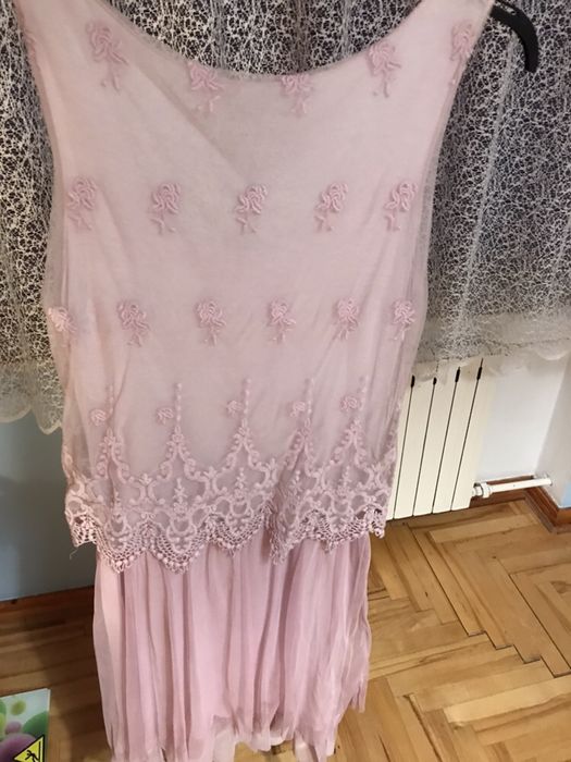 Włoska nowa sukienka z metka roz L