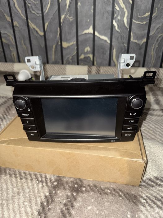 Radio Nawigacja (toyta rav4)