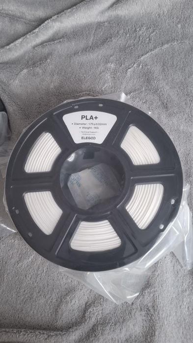 Filament do druku 3D kolor biały/rolka/drukarka