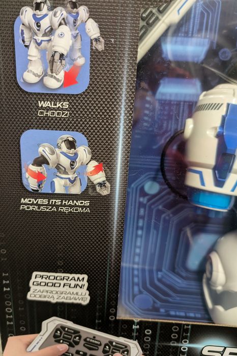 Robot interaktywny Nowy - zabawka w super cenie