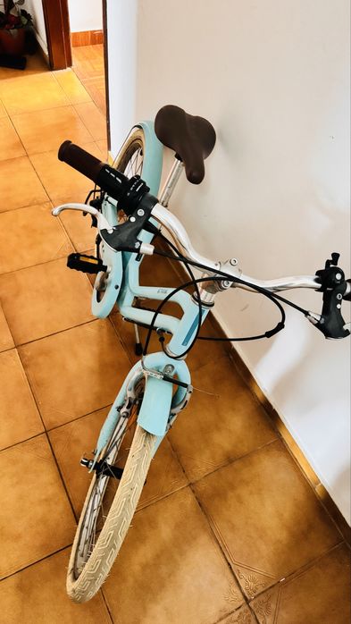 Vendo bicicleta media para crianças crecidas