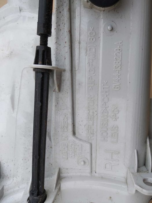 Halogen Prawy FORD KUGA MK 2