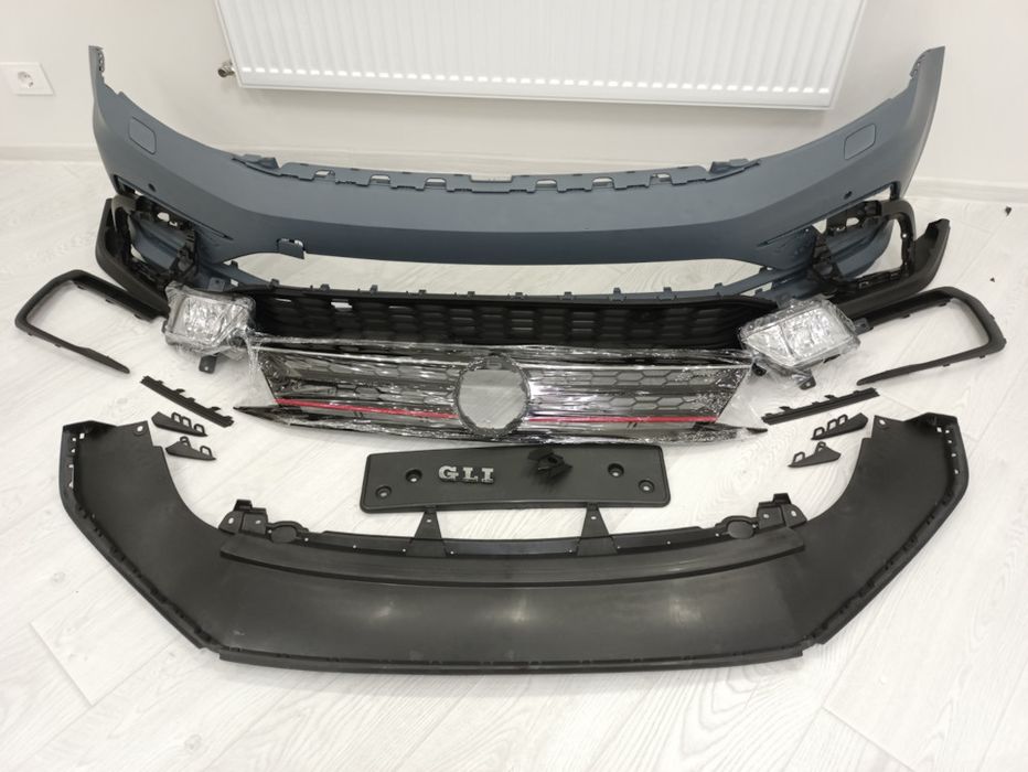Бампер передний Volkswagen Jetta MK6 GLI SE решетка радиатора