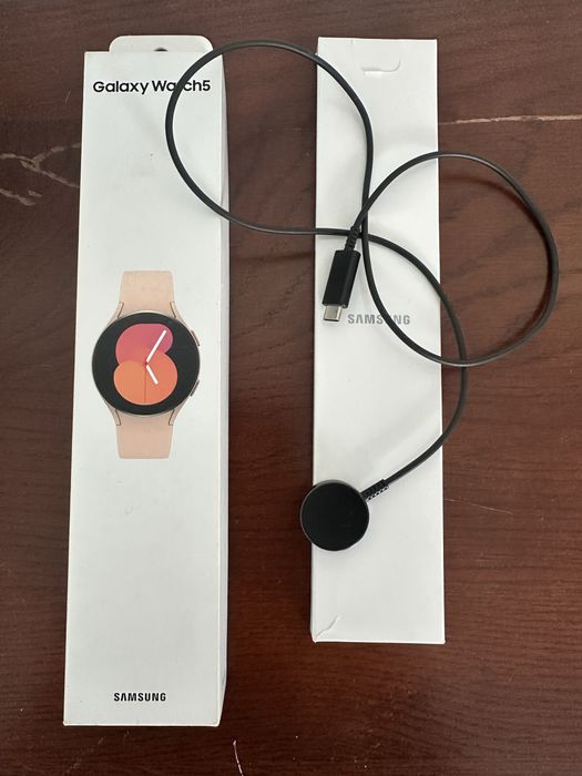 Смарт-годинник Samsung Galaxy Watch 5 40mm LTE Pink Gold