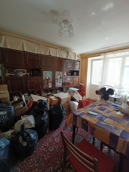 продаж 3к квартира вул Інститутська