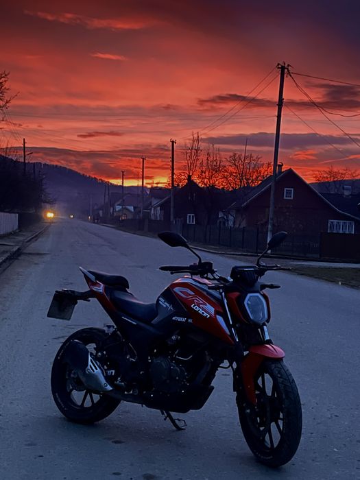 Мотоцикл Loncin cr4 LX250-15D