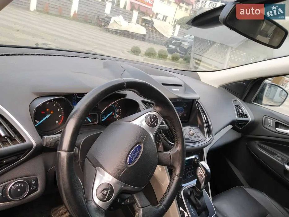 Терміновий продаж Форд Ескейп