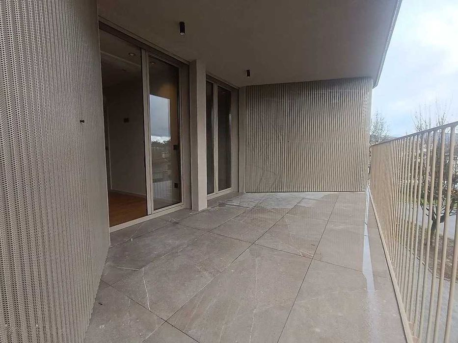 Apartamento T1+1 | Novo a Estrear | Centro da Vila